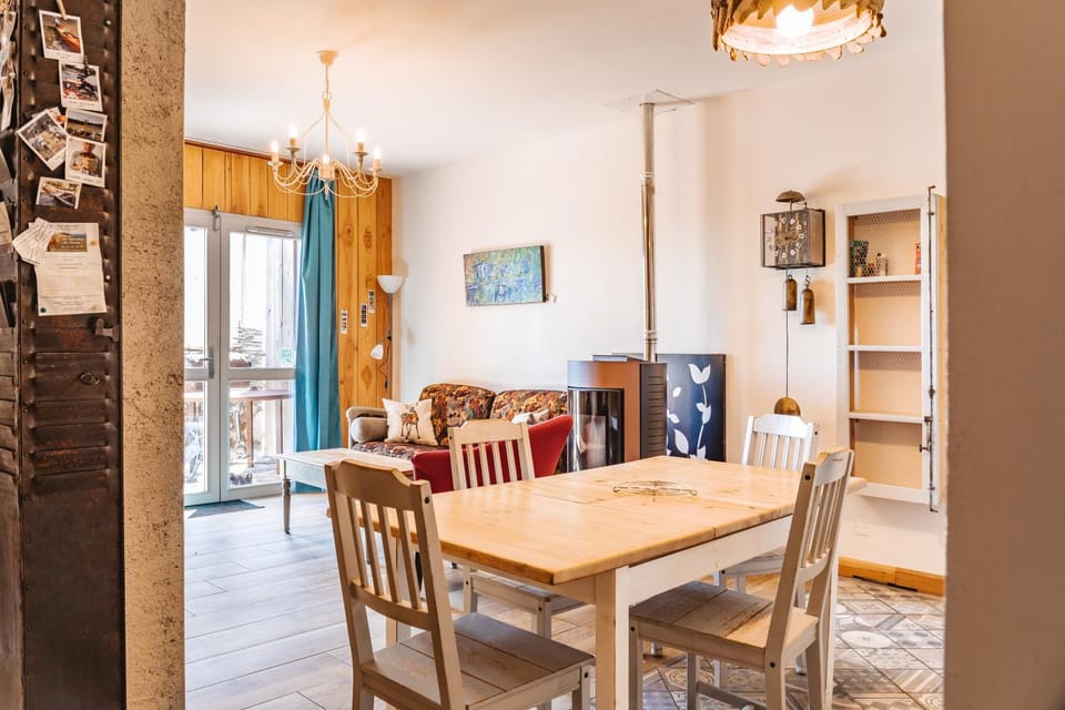 Kitchen or kitchenette, Living room, Quiet street view