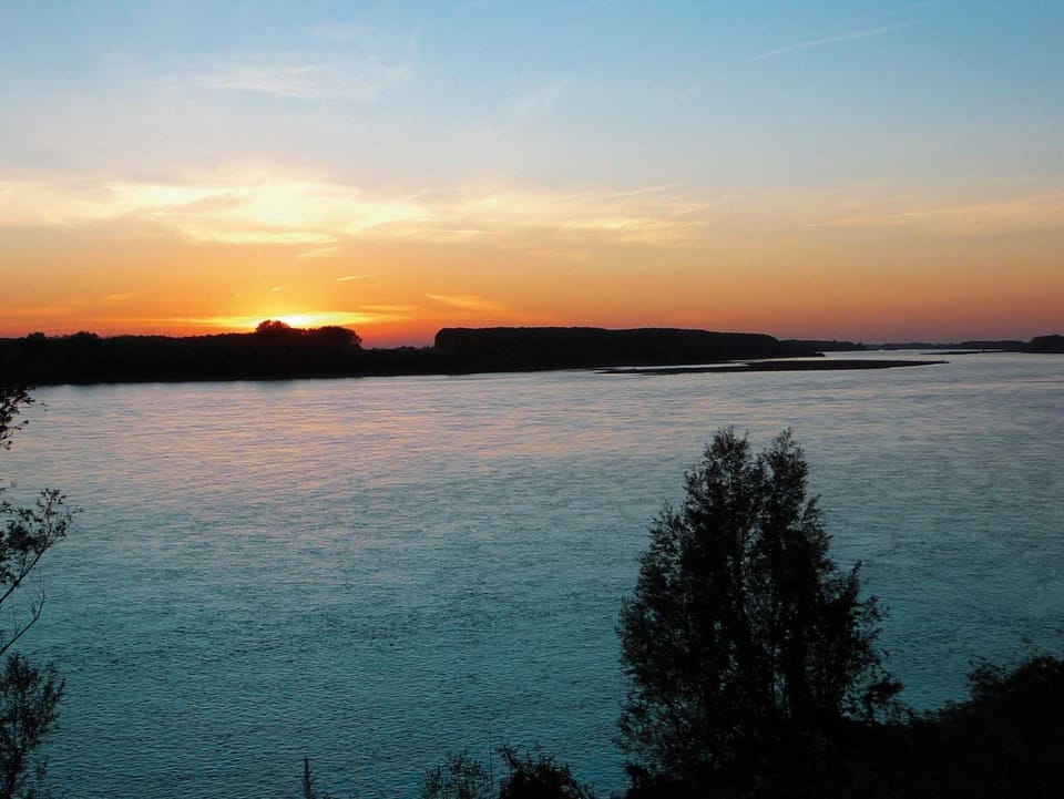 Natural landscape, River view, Sunset