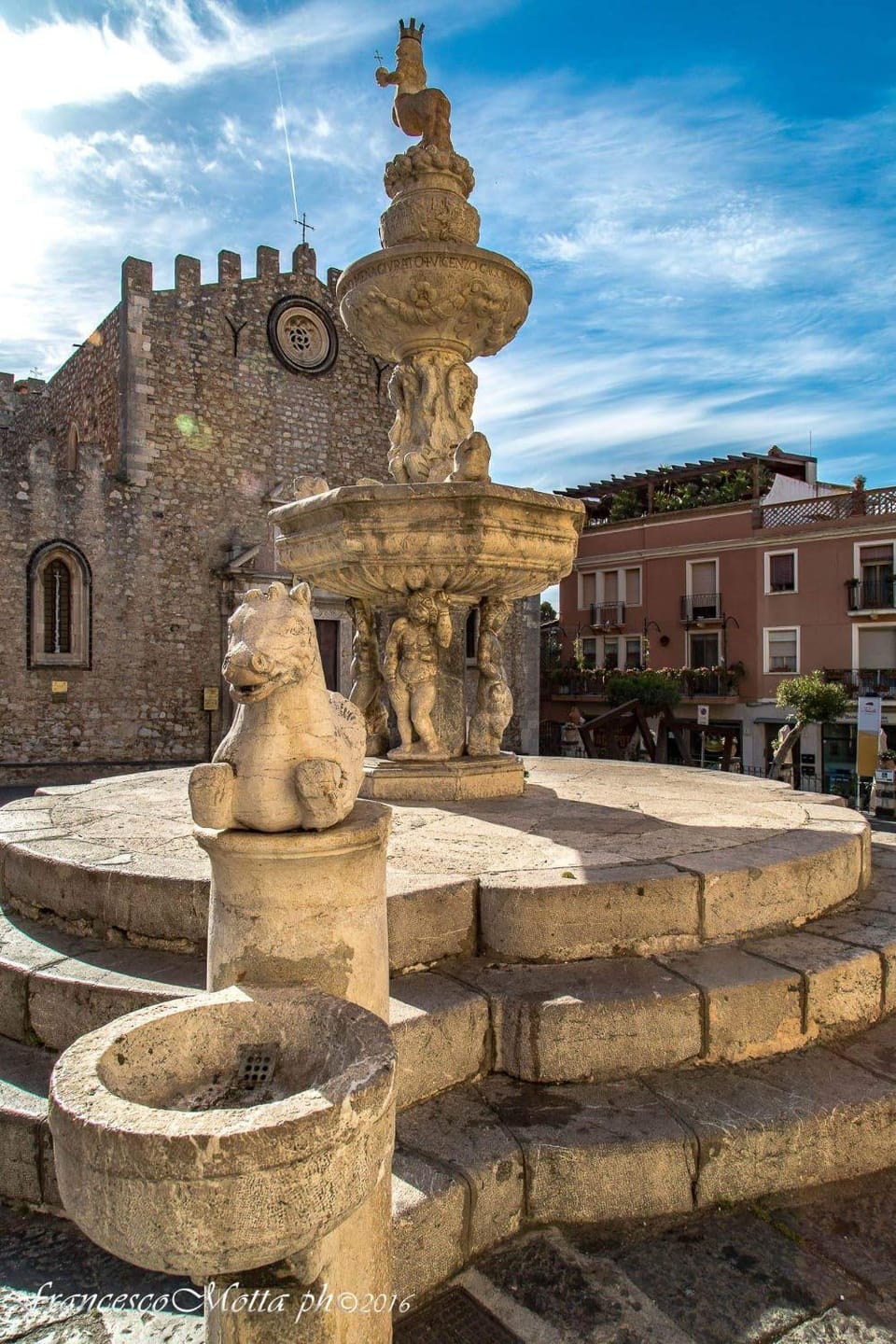 Taormina castle and sea view Apartment in Taormina