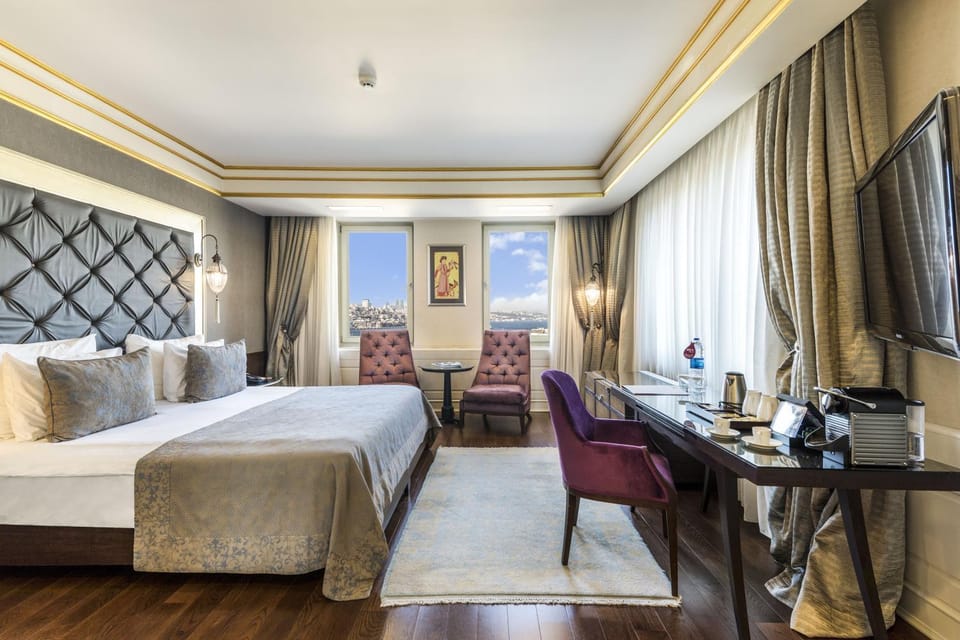 Bedroom, Sea view