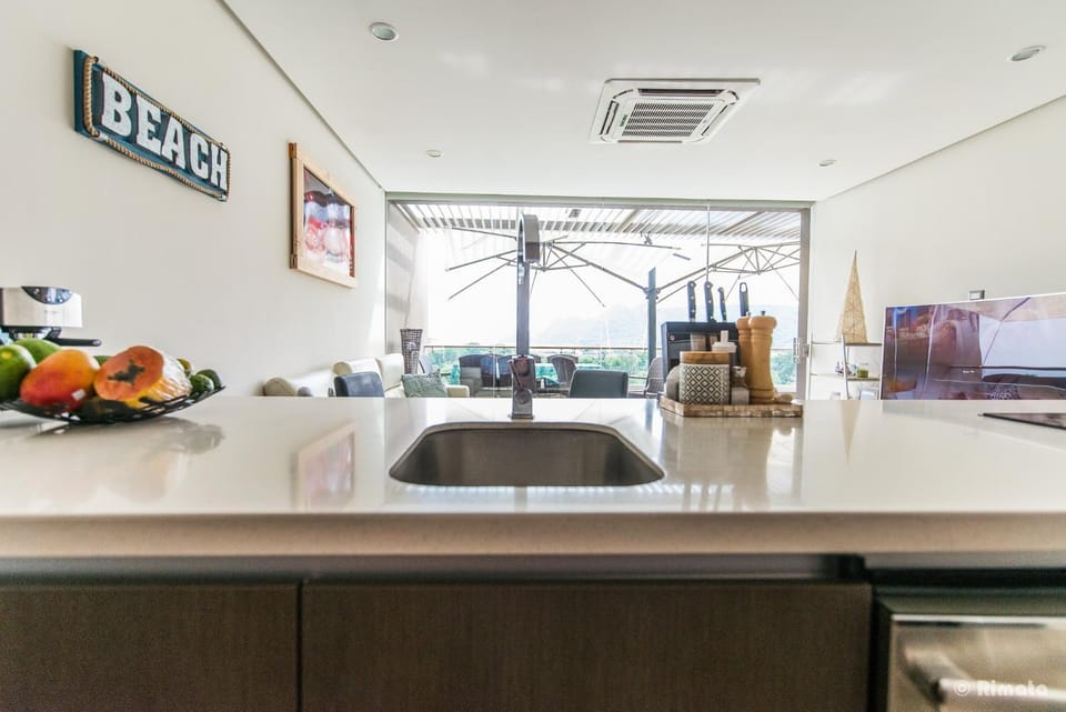 Luxury Beach Apartment Herradura Fishermen And Family Apartment in Herradura