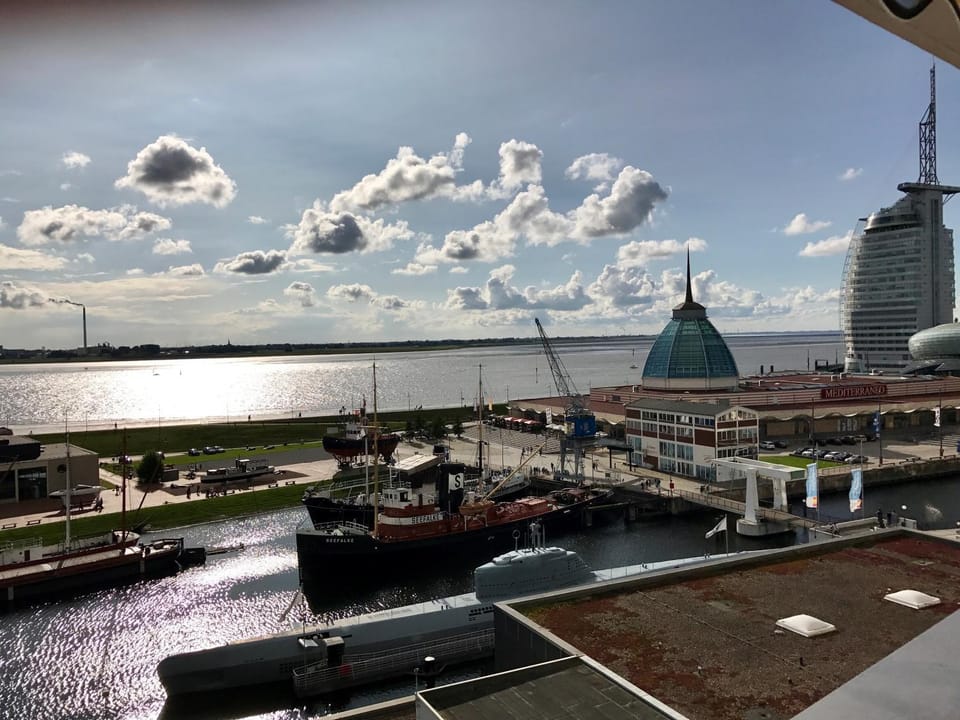 Day, Natural landscape, City view, Lake view, River view, Sea view