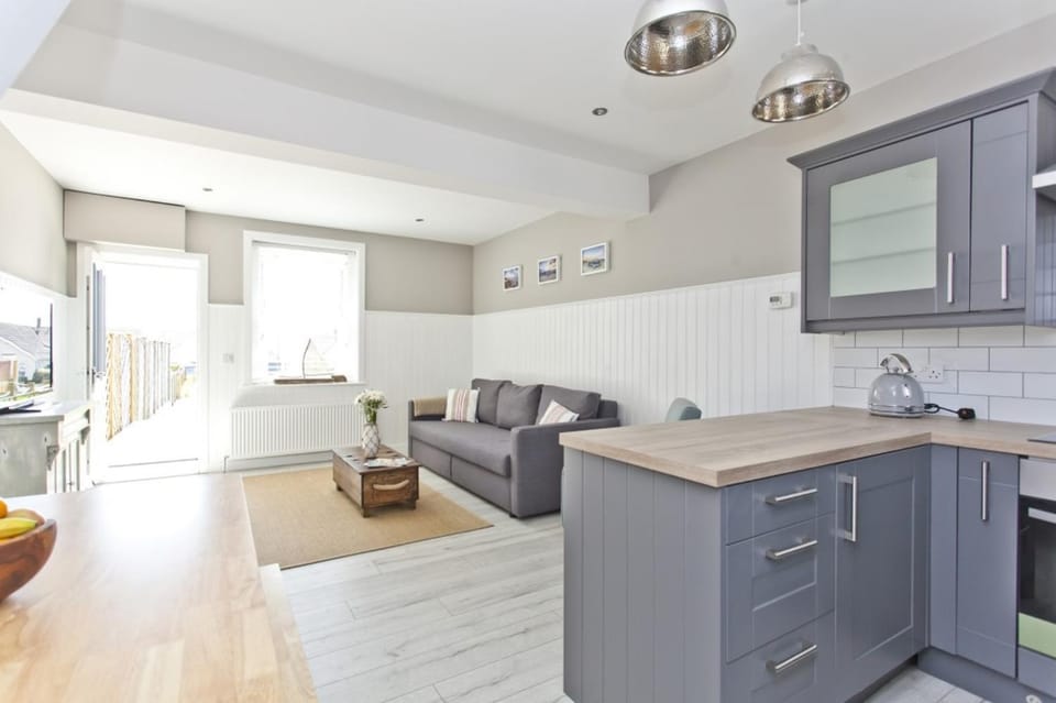 Living room, kitchen