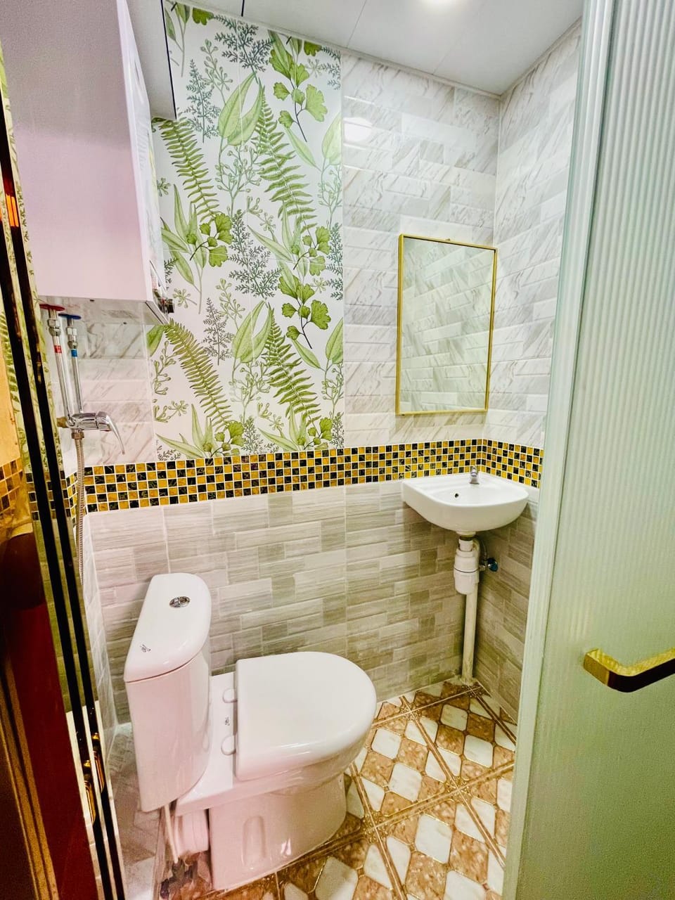 United Co-Operate Guest House (7/F) Bed and Breakfast in Hong Kong