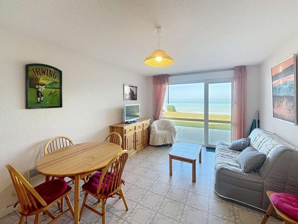 Appartement en bord de mer avec 2 chambres et parking - FR-1-361-78 Apartment in Saint-Pair-sur-Mer