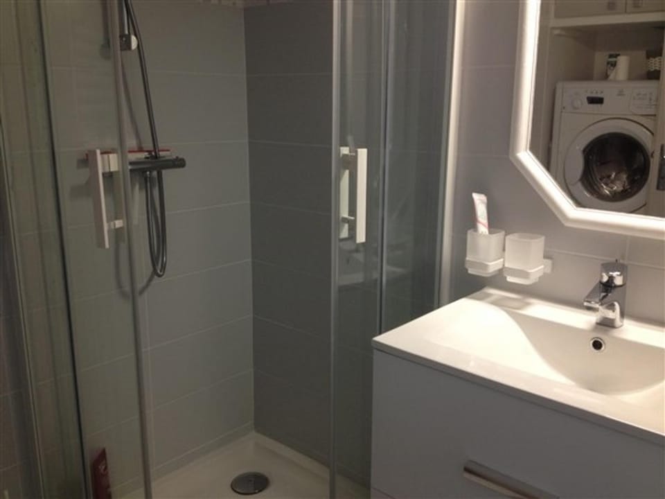 Studio Central à 100m Plage avec Balcon et Commodités, Les Sables-d'Olonne - FR-1-331-61 Apartment in Les Sables-d'Olonne