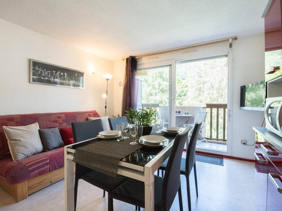 Appartement confortable 4 pers à Saint Lary Soulan - FR-1-296-236 Apartment in Saint-Lary-Soulan