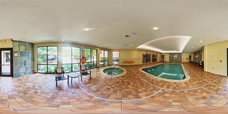 Hot Tub, Pool view, Swimming pool, Swimming pool