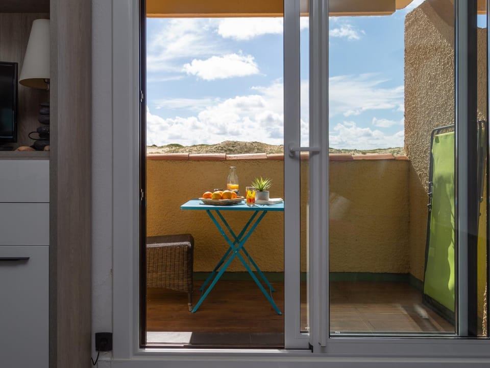 Studio rénové face à la dune, proche plage et commerces, idéal pour 2 personnes - FR-1-239-150 Apartment in Seignosse