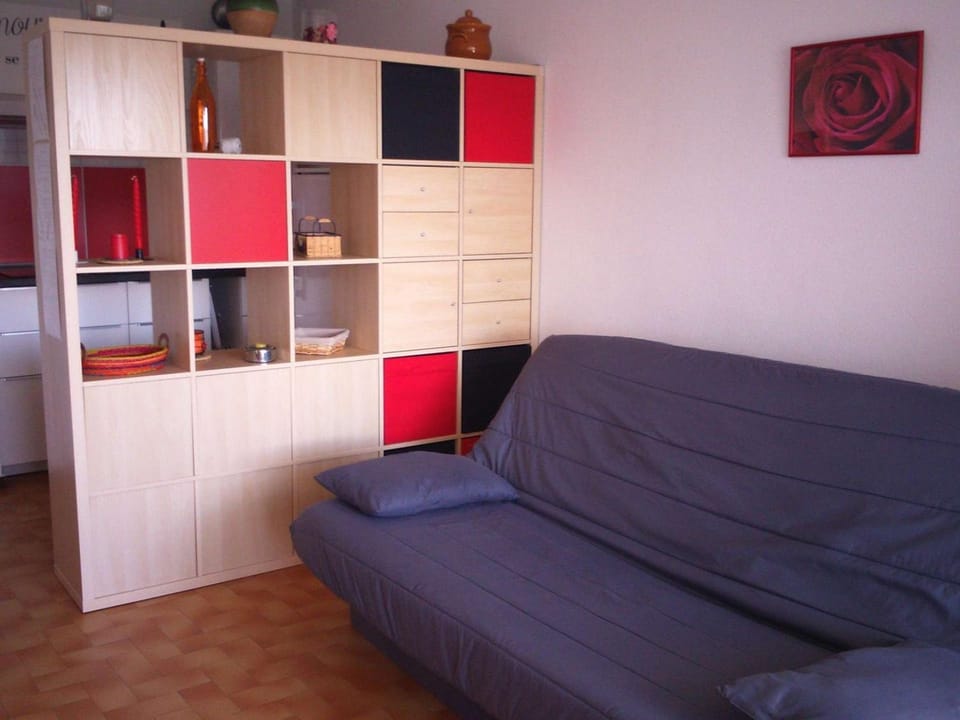 Studio Cabine à La Grande Motte - Proche Plage, Commerces et Jardin, Parking Privé, 4 Pers. - FR-1-328-161 Cabin in La Grande-Motte