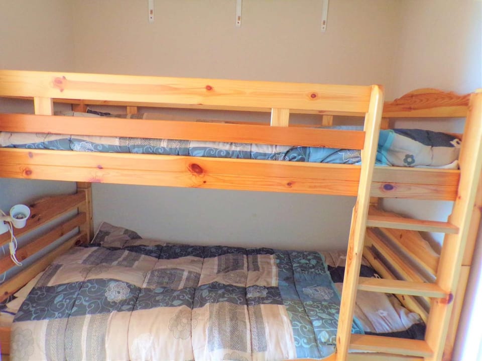 Studio Cabine avec Piscine sur la Plage, Parking, 21m², 4 Pers, La Grande Motte - FR-1-328-157 Cabin in La Grande-Motte