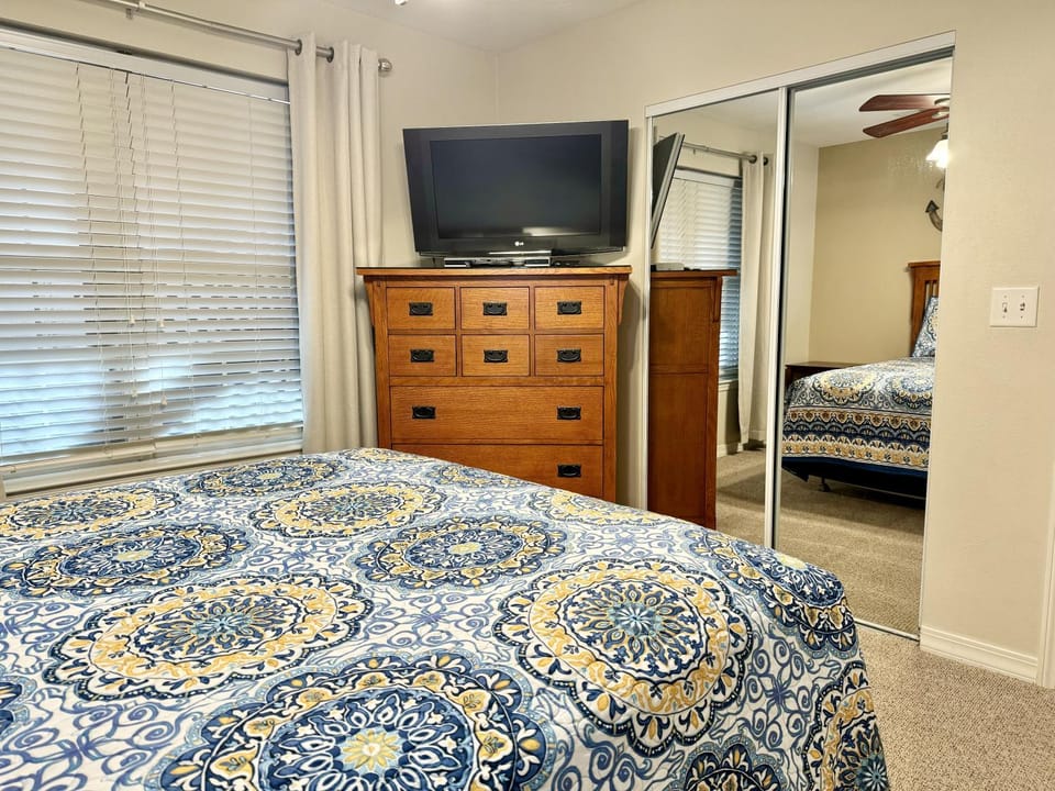 Condo A-2 at Vickery Resort Apartment in Ridgedale