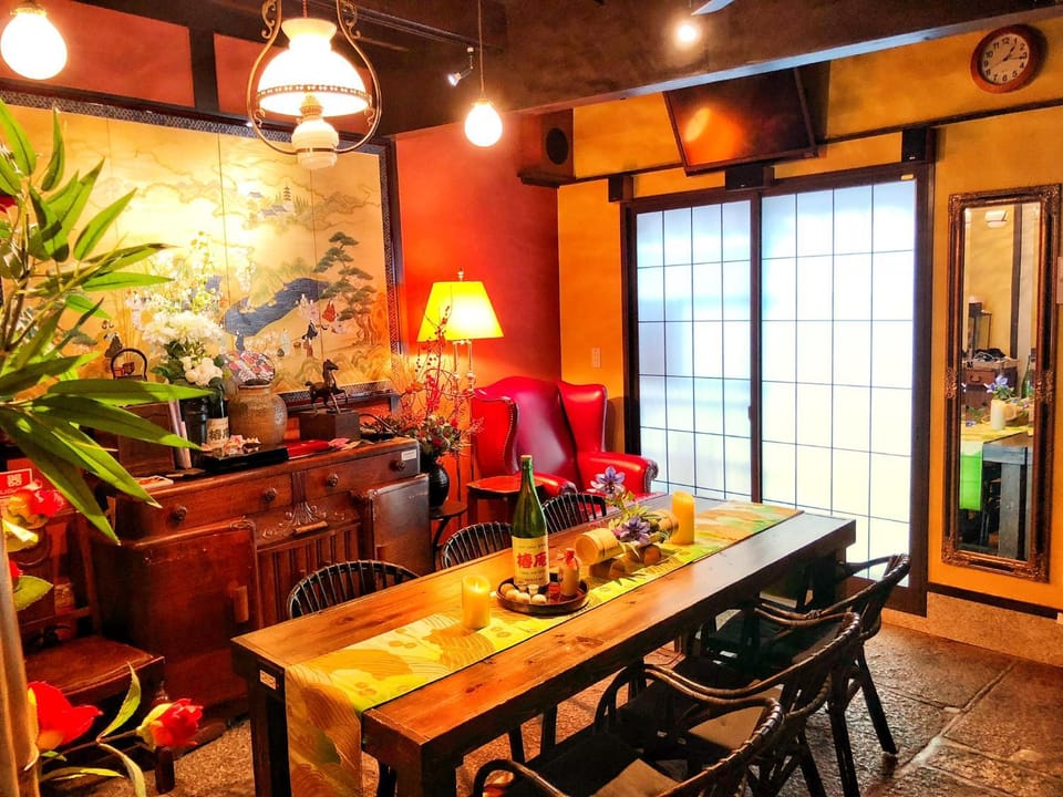 Lounge or bar, Dining area