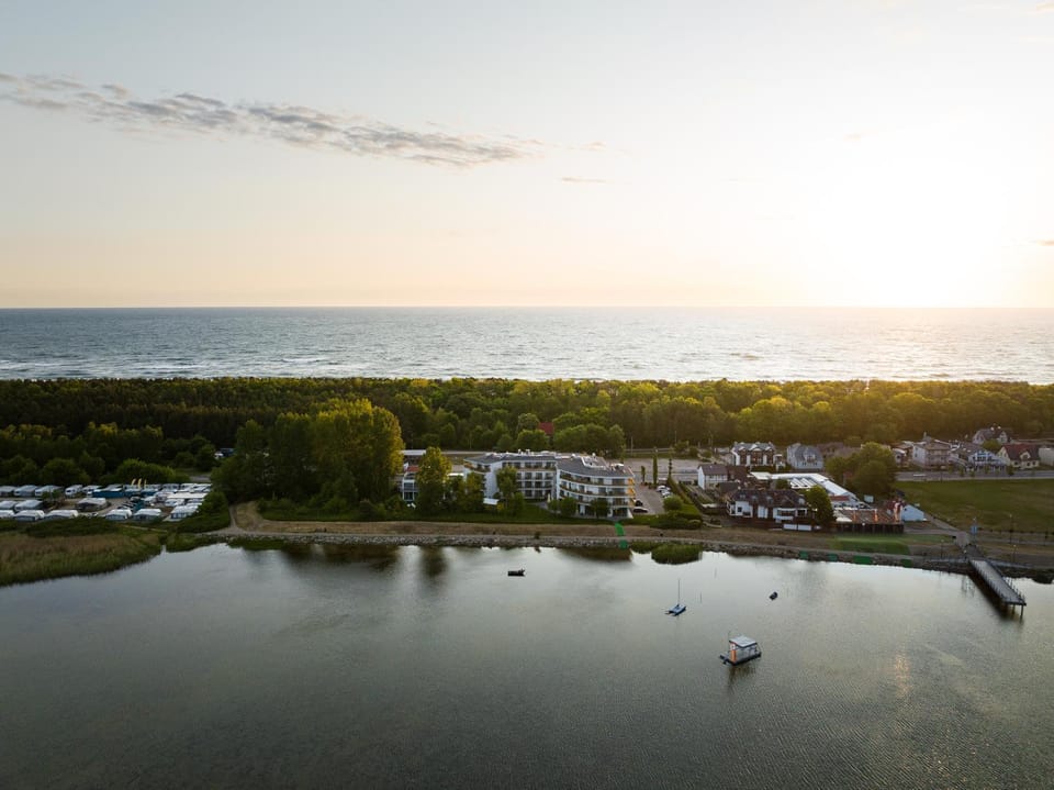 Property building, Natural landscape, Bird's eye view, Sea view