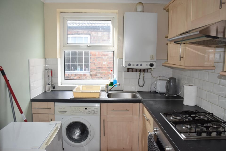 Two Bedroom Flat St Andrews Road Apartment in London