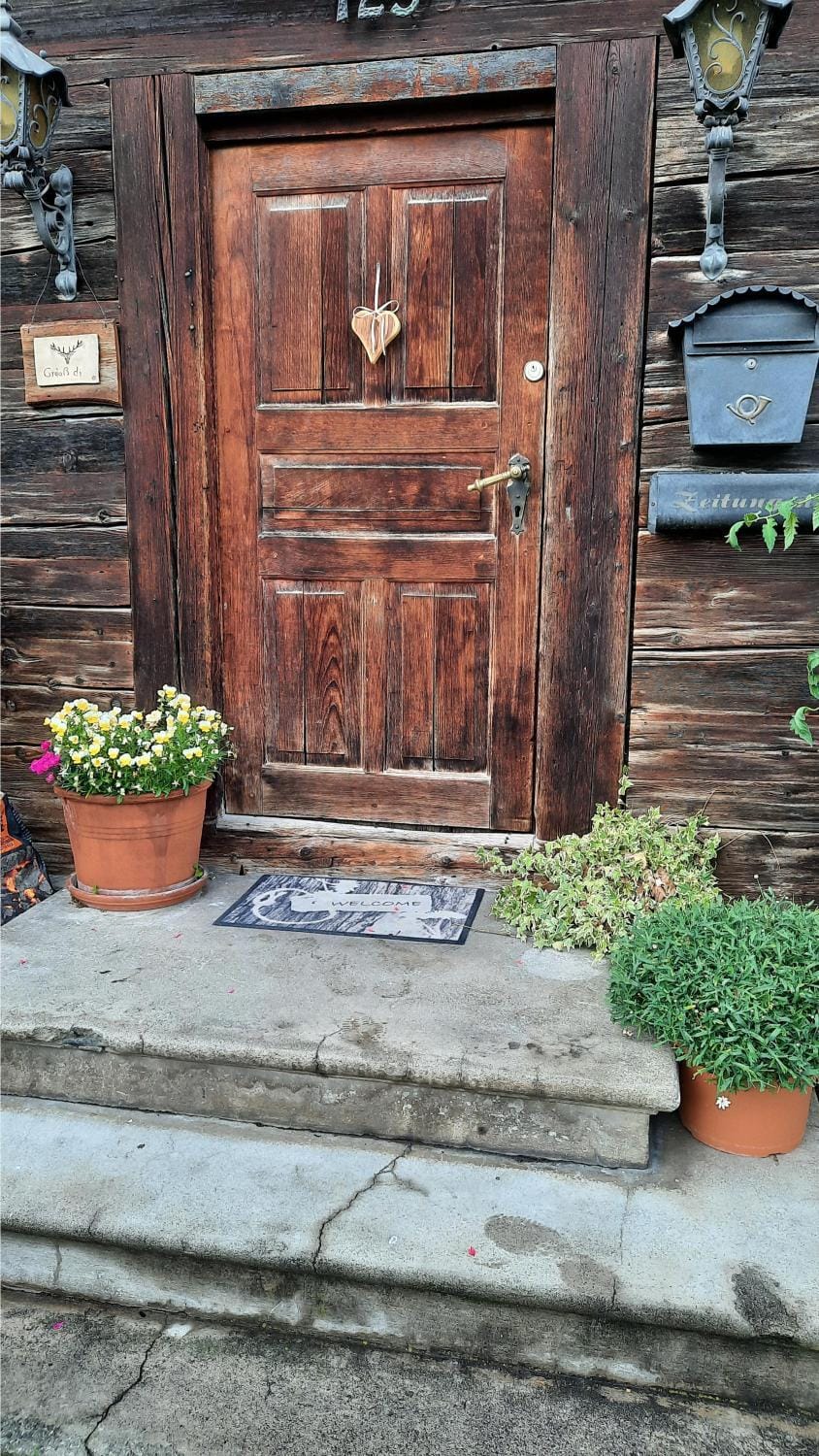 Property building, Facade/entrance