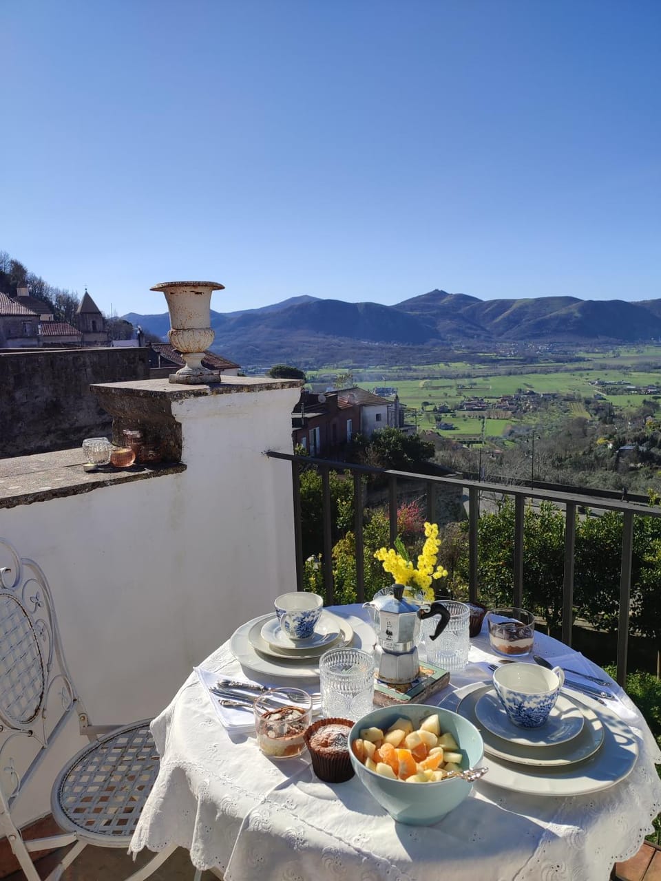 Natural landscape, View (from property/room), Balcony/Terrace, Food and drinks, Food, Breakfast