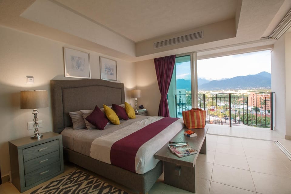 910-3000 Grand Venetian P.V. Apartment in Puerto Vallarta