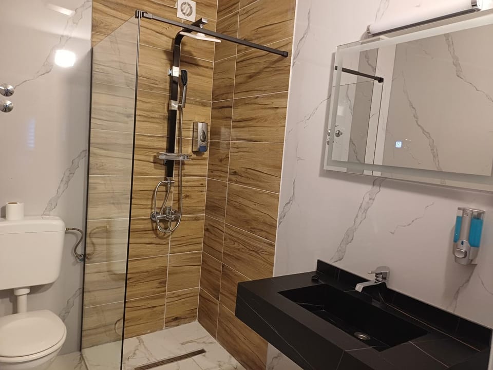 Shower, Toilet, Bathroom