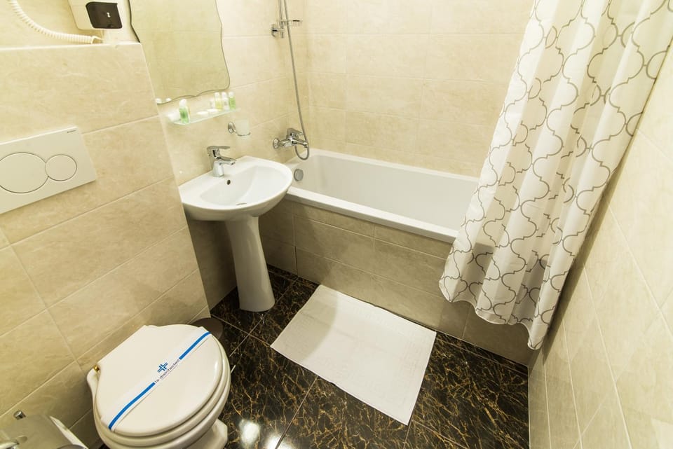 Toilet, Bathroom