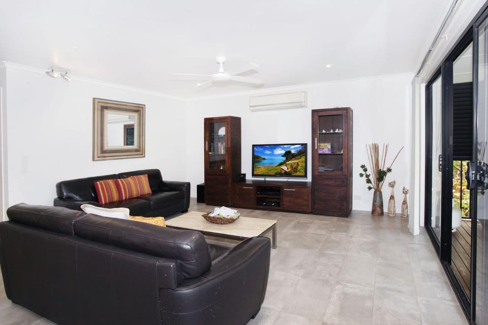 8 Springfield Avenue House in Coolum Beach