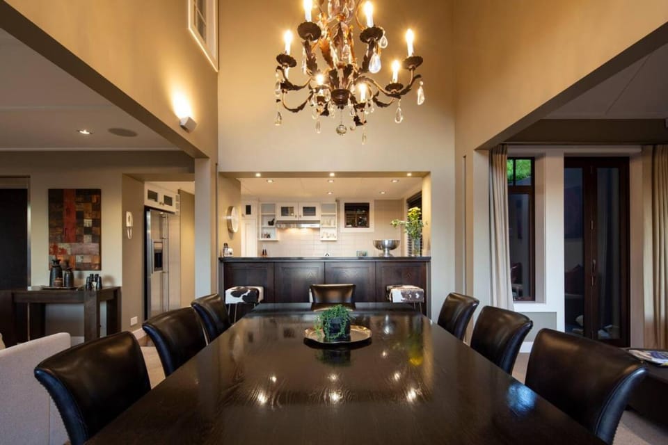Karamata by MajorDomo Villa in Queenstown