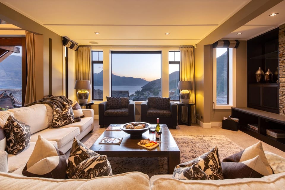 Living room, flat iron