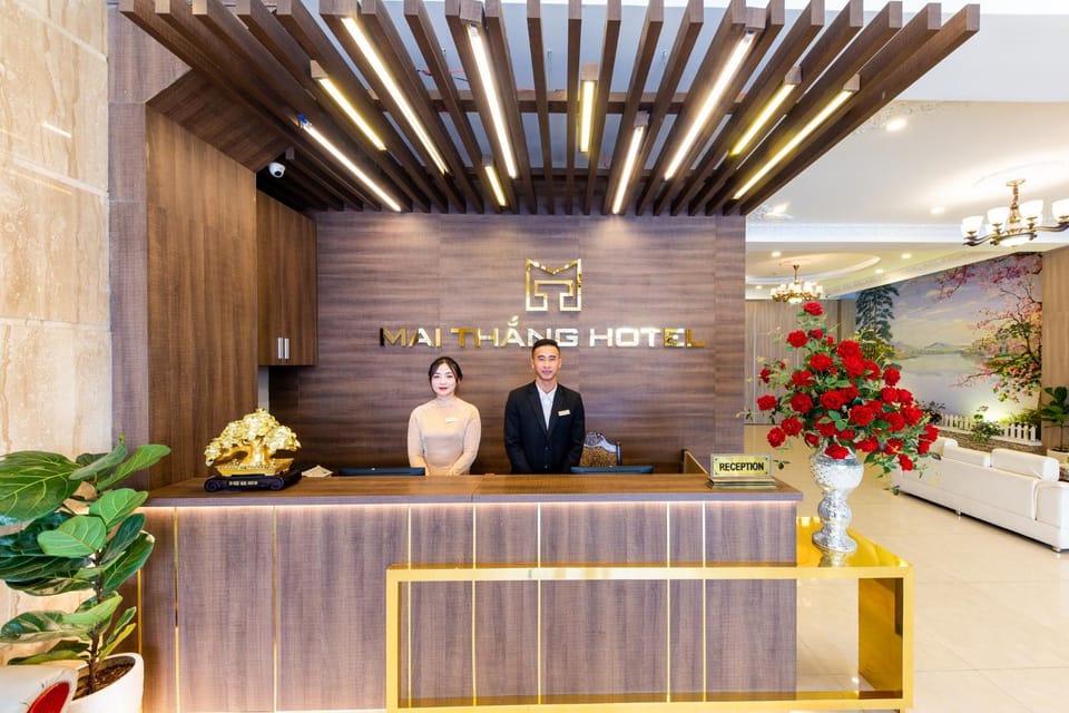 Staff, Property logo or sign, Lobby or reception, Logo/Certificate/Sign