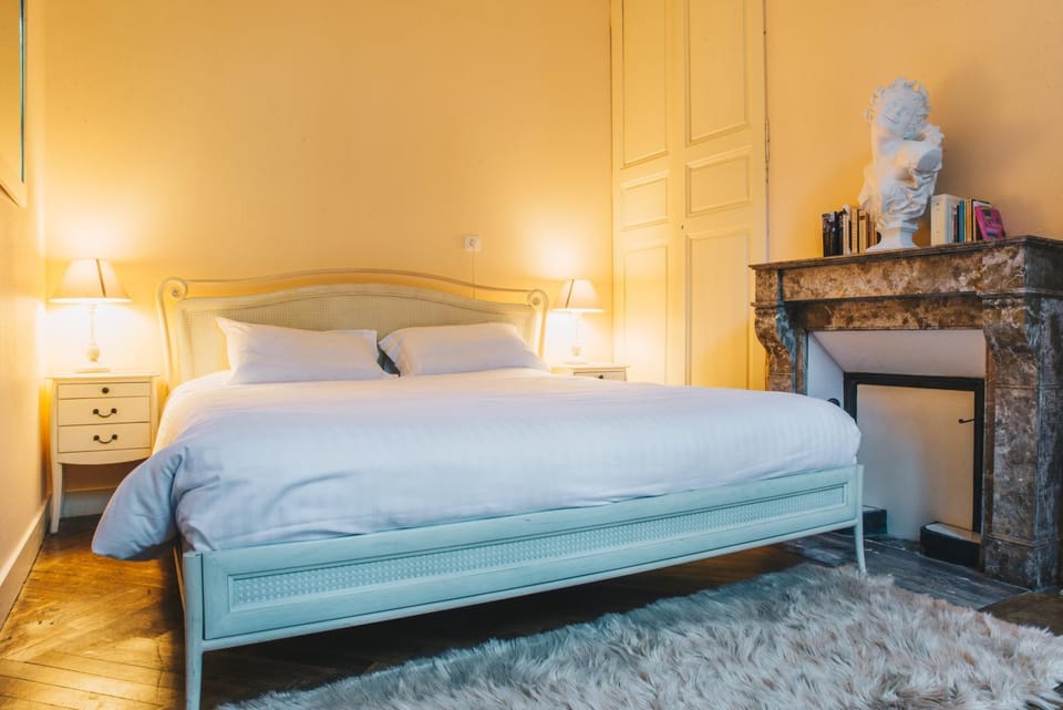 Bed, Bedroom