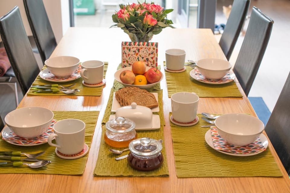 Dining area, Continental breakfast, Buffet breakfast