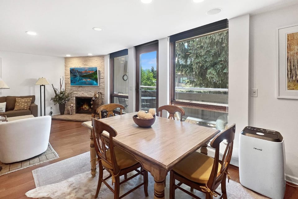 Concept 600 two bedroom 404 House in Aspen