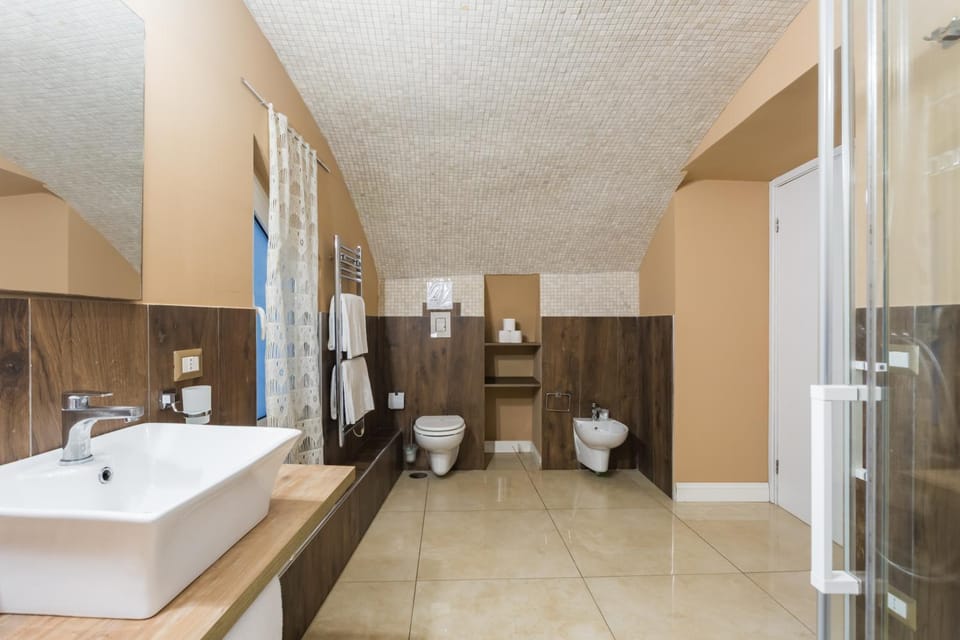 Chiaia 205 By Dimorra Bed and Breakfast in Naples
