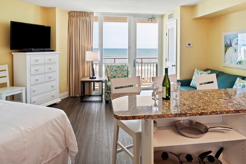 Balcony/Terrace, Living room