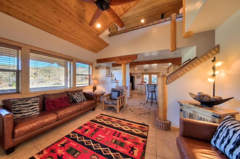 Pack Creek ~ Orchard House House in Utah