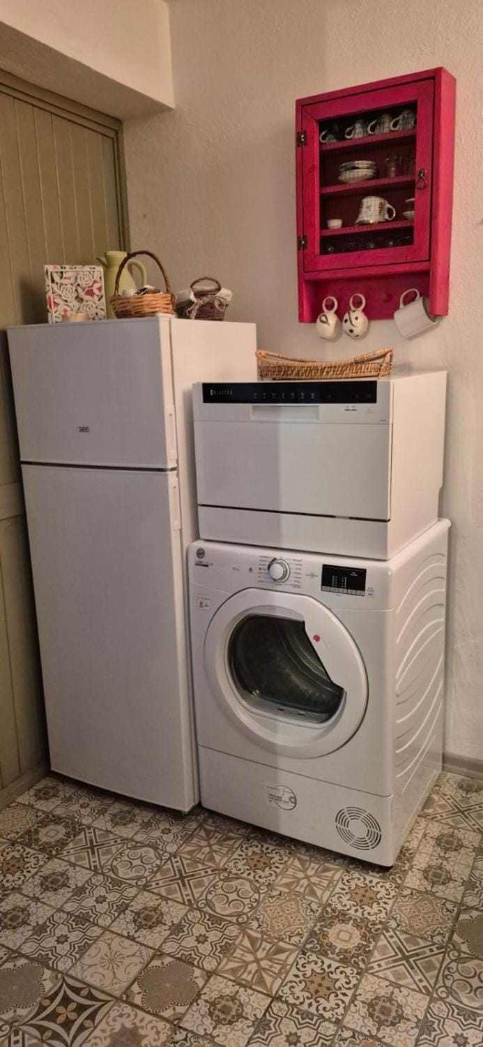 Kelebek Ayvalık Bed and Breakfast in İzmir Province