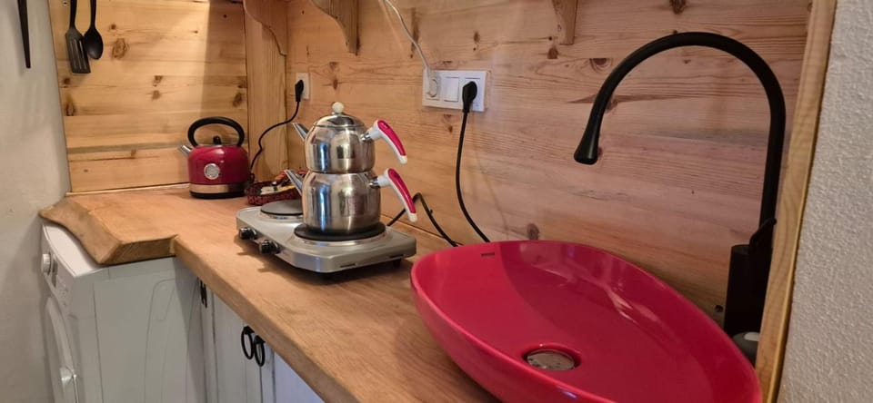 Kelebek Ayvalık Bed and Breakfast in İzmir Province