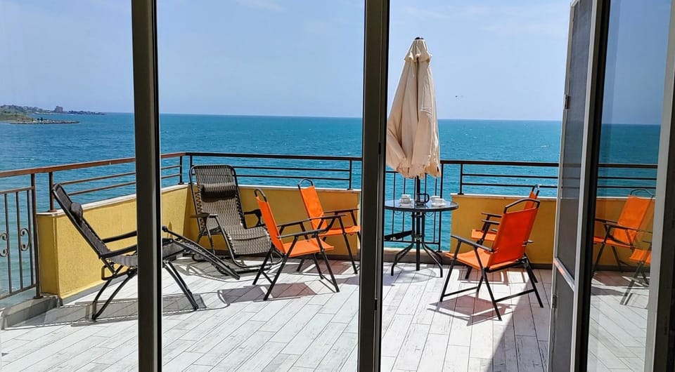 Day, View (from property/room), Sea view, sunbed