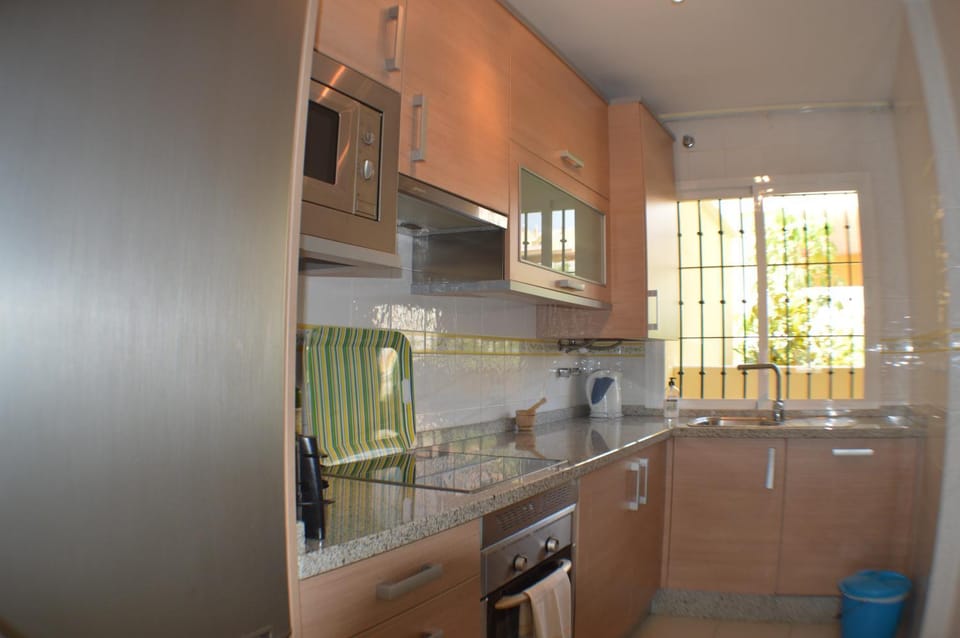 Kitchen or kitchenette, dishwasher, minibar, pet friendly, stove, toaster