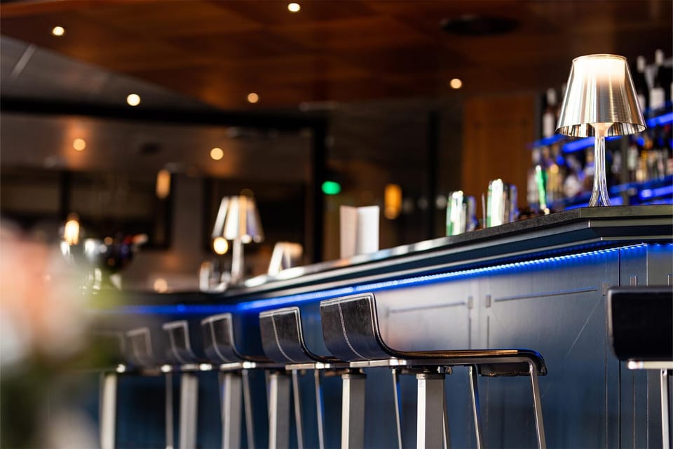 Lounge or bar