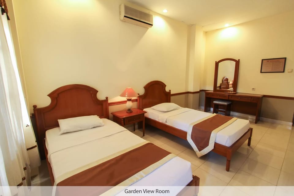 Shower, Toilet, Bathroom, TV and multimedia, Seating area, Bedroom, Area and facilities