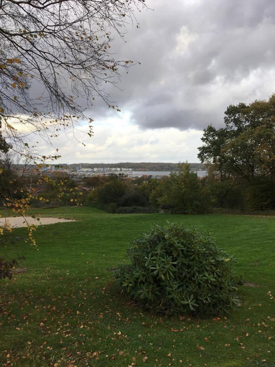 Garden, City view, Sea view