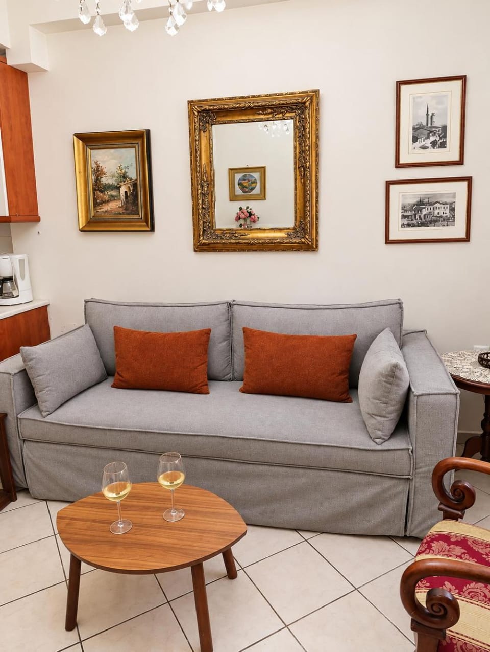 Living room, Decorative detail