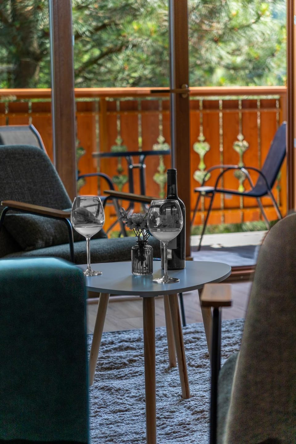 Patio, Dining area