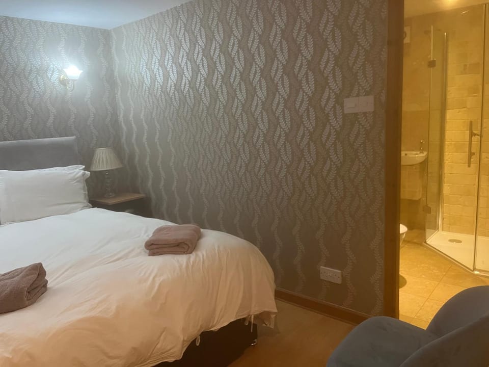 Shower, Bed, Bathroom, Bedroom