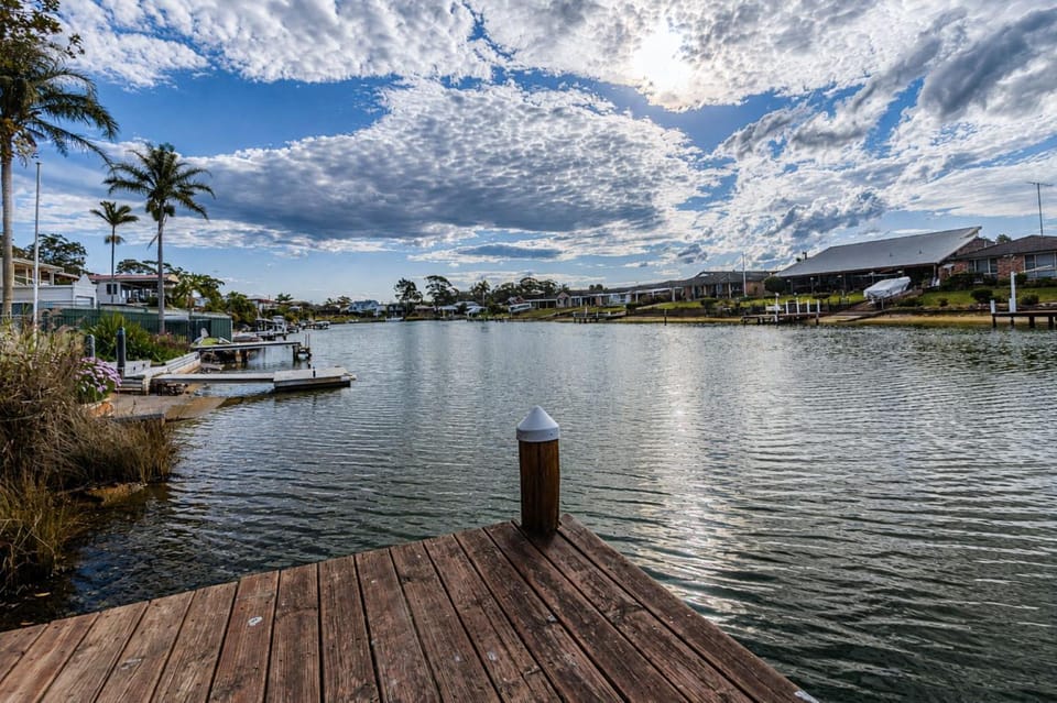 Waterfront Delight on Cater House in Sussex Inlet