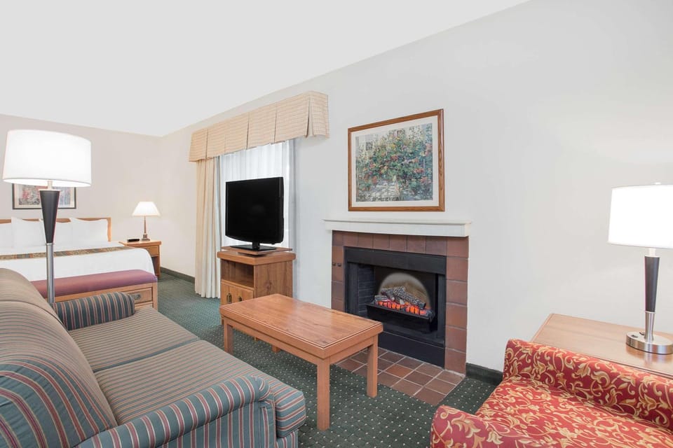 Photo of the whole room, On site