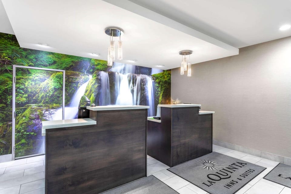 Lobby or reception, On site