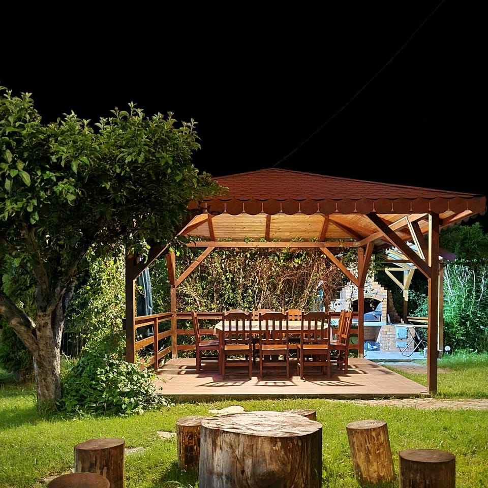 Patio, Garden