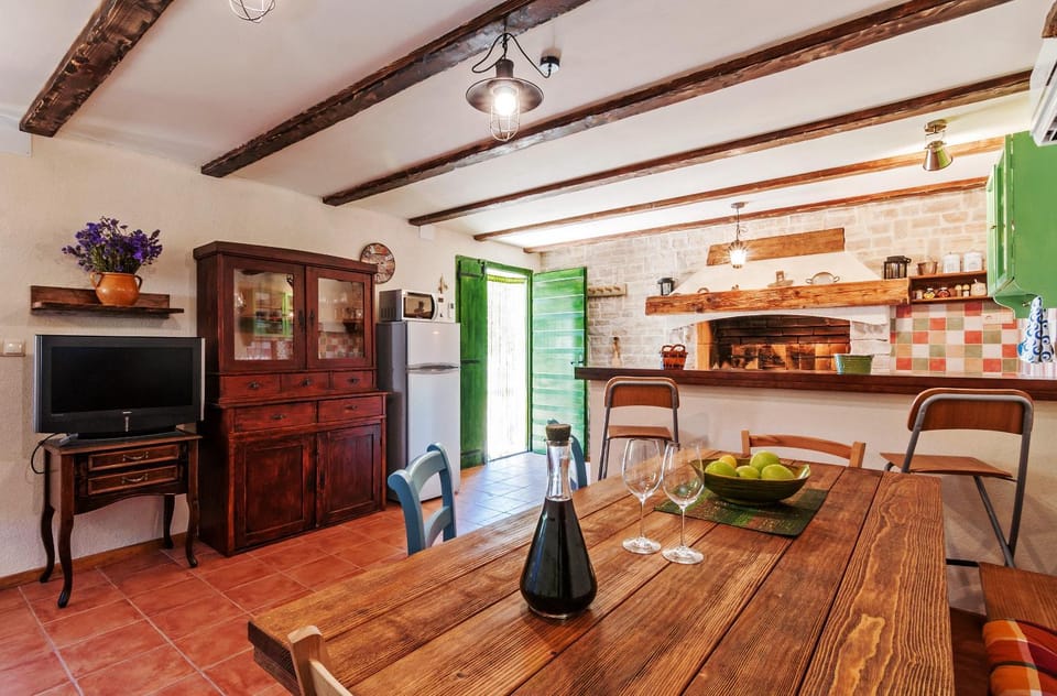 Traditional Holiday Home Rita House in Šibenik-Knin County, Croatia