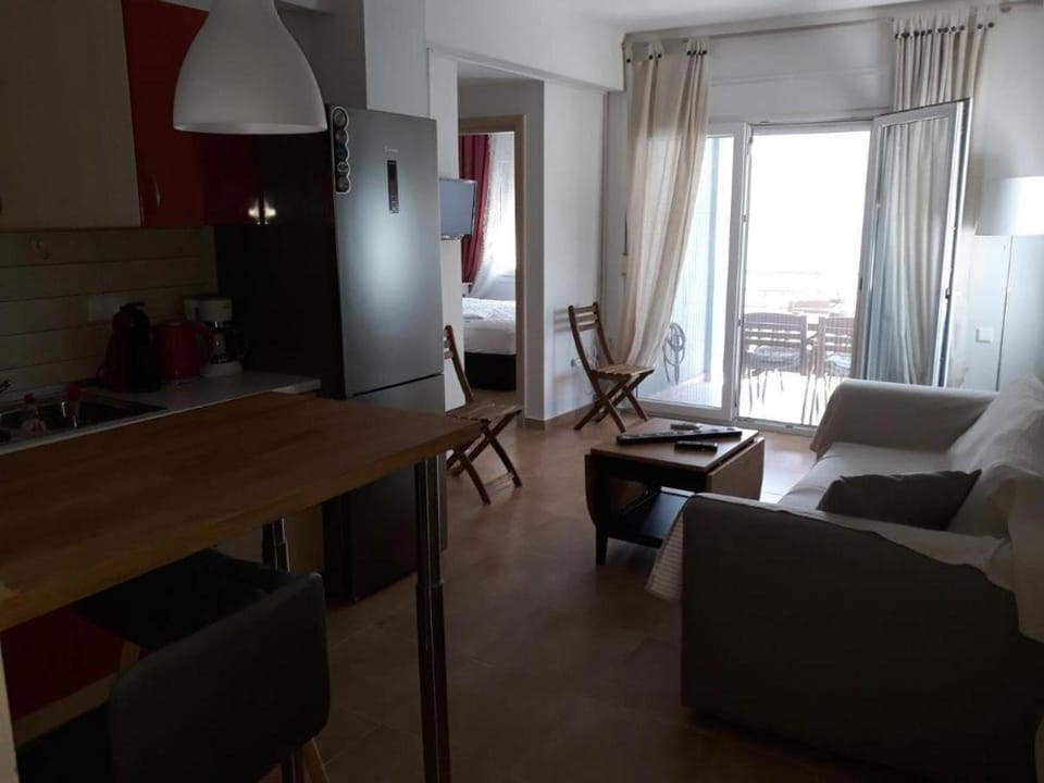 Τhe Diamond Apartment in Nea Peramos